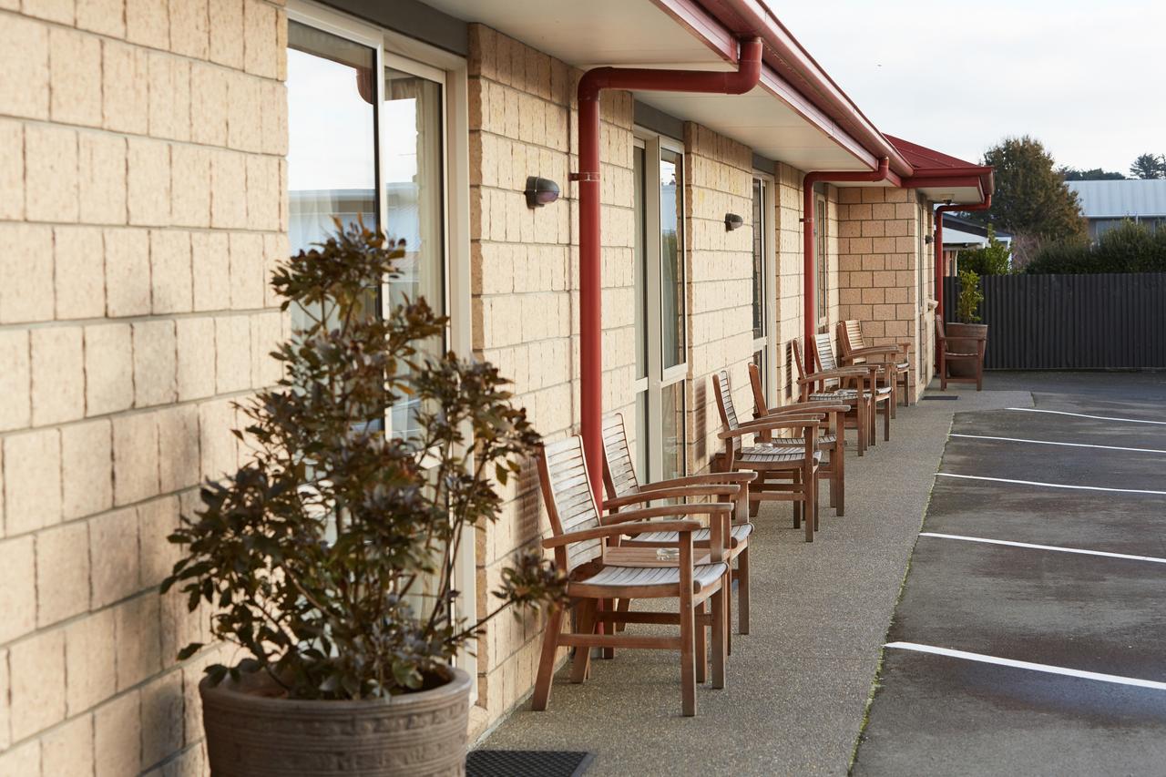 Admiral Court Motel & Apartments Invercargill Exterior photo